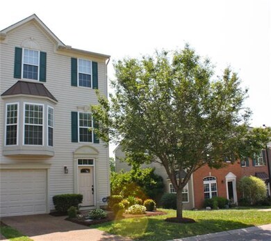 Williamson County schools. This home is pet free and in pristine condition! Great curb side appeal with beautiful landscaping.