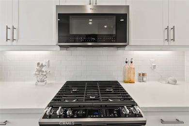 697 W 17th St, Costa Mesa, CA 92627 - photo 5