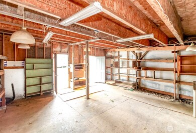 10813 Vail Rd SE, Yelm, WA 98597 - photo 6