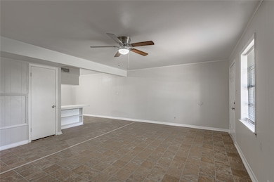 525 12th St unit 7, Huntsville, TX 77340 - photo 6