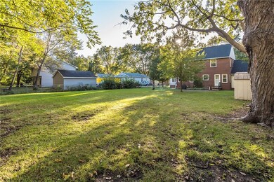 2741 51st St, Des Moines, IA 50310 - photo 7