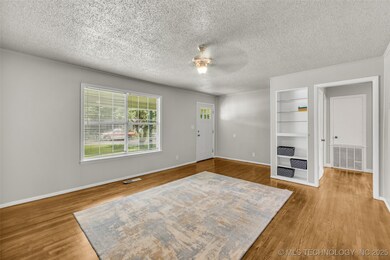 4244 S 27th West Ave, Tulsa, OK 74107 - photo 5