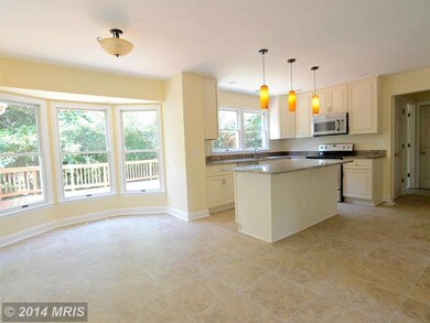 2202 Milburn Ln, Reston, VA 20191 - photo 4