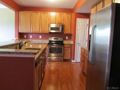 Eat In Kitchen with Granite Counter Tops and Pantr