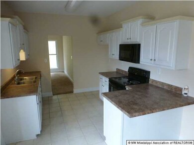 1262 Cross Creek Dr E, Hernando, MS 38632 - photo 7