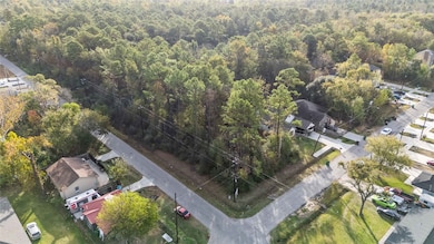 6030 Wedgefield St, Houston, TX 77028 - photo 2