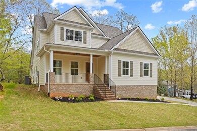 135 Old Compton St, Pendleton, SC 29670 - photo 2