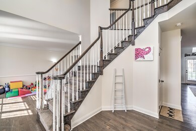 003_FOYER