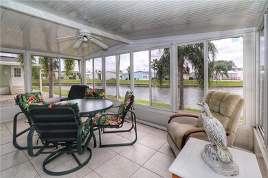 226 N Saint George Cir, Apollo Beach, FL 33572 - photo 2