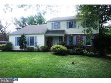 37 S Forge Manor Dr, Phoenixville, PA 19460 - photo 2