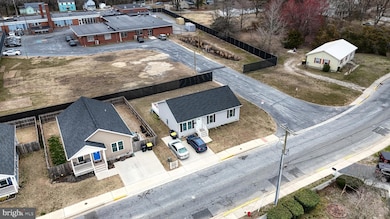 533 W 7th St, Laurel, DE 19956 - photo 6