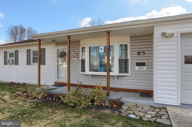 804 E Birch St, Palmyra, PA 17078 - photo 5