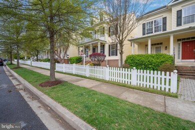 12140 Cypress Spring Rd, Clarksburg, MD 20871 - photo 4