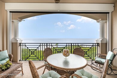 Balcony with Electric Screen