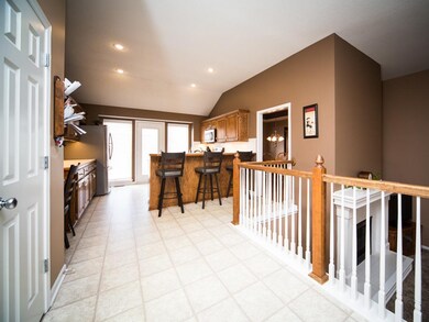 Kitchen- NEW GE Stainless Steel Appliances, Commer