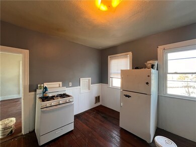 278 Point St unit 2, Providence, RI 02903 - photo 6