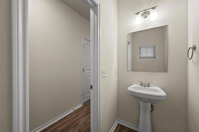 105 SE 4th St unit 2, Bonham, TX 75418 - photo 7