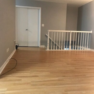 1570 Perry Ct unit D, Aurora, IL 60505 - photo 5