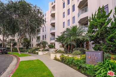 The Metro unit 335, Playa Vista, CA 90094 - photo 5