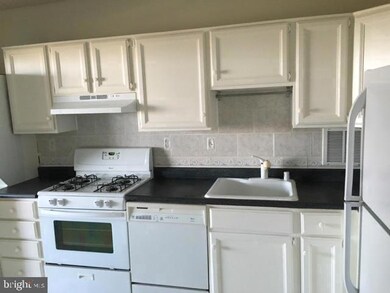 Skyline Plaza unit 1607S, Falls Church, VA 22041 - photo 7