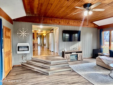 12404 La Fontaine Dr, Curtice, OH 43412 - photo 6