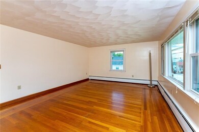 41 Hendrick St, Providence, RI 02908 - photo 4