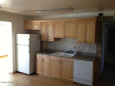LAS PAL KITCHEN 1