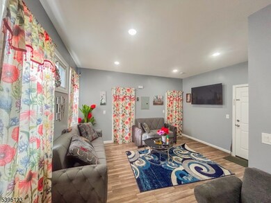 676 S 20th St, Newark, NJ 07103 - photo 6