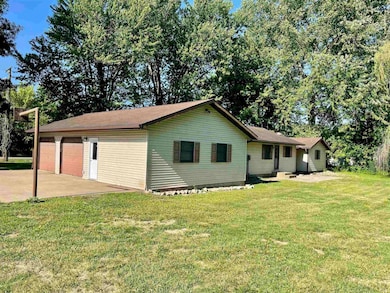 325 W Indian St, Elnora, IN 47529 - photo 6