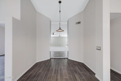 302 N Hudson Place, Chandler, AZ 85225 - photo 7