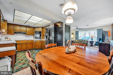 358 Forest Ln, Shoemakersville, PA 19555 - photo 6