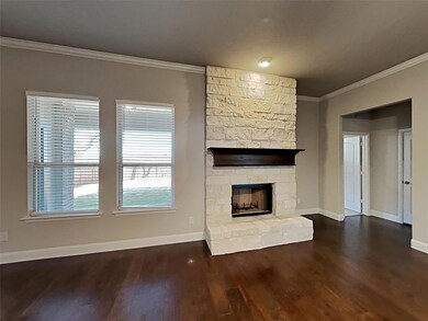 141 Colonial Dr, Joshua, TX 76058 - photo 2