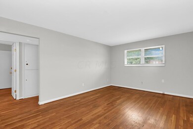 8-web-or-mls-1606-elaine-rd