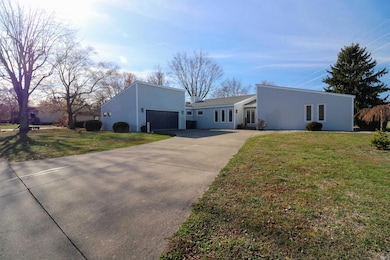 5205 N Grass Way, Muncie, IN 47304 - photo 2