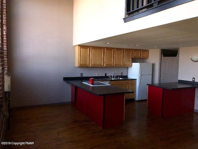 324 Allen St unit 11, West Hazleton, PA 18202 - photo 3