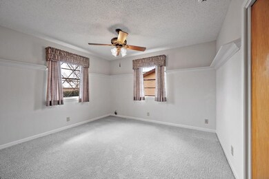 209 Ross Ave, Denison, TX 75020 - photo 4