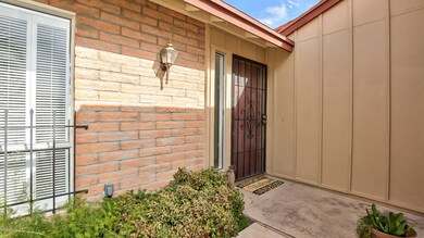 005_ENTRYWAY