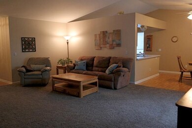 7237 York St, Dexter, MI 48130 - photo 2