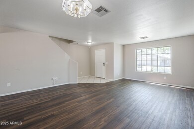 5-web-or-mls-Horsham-5