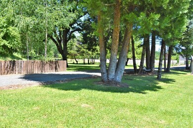 1670 Russell Rd, Merlin, OR 97532 - photo 7