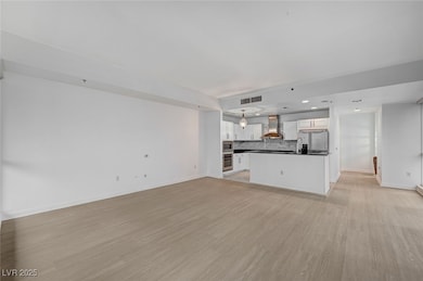 Panorama Towers unit U900, Las Vegas, NV 89103 - photo 4