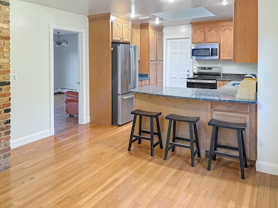 88 Rockridge Ln, Stamford, CT 06903 - photo 3