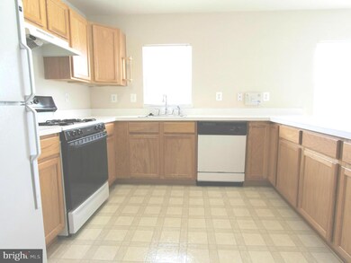 13010 Vaden Terrace, Germantown, MD 20876 - photo 2