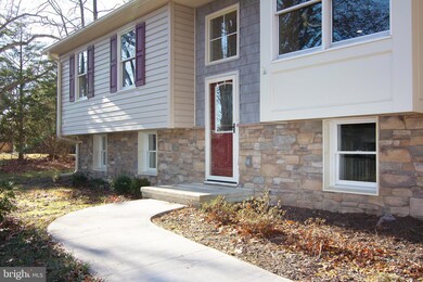 5094 Hodges Rd, Sykesville, MD 21784 - photo 2