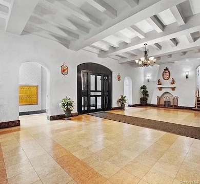 Evergreen Owners unit 6, Jackson Heights, NY 11372 - photo 2