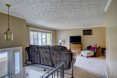 22 Shawnee Dr, Nashua, NH 03062 - photo 6