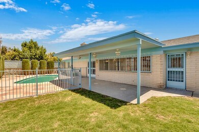 10541 Brian Mooney Ave, El Paso, TX 79935 - photo 5