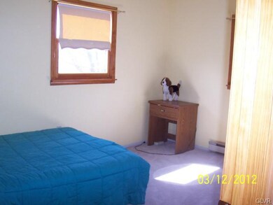 518 Hilldale Dr, Bath, PA 18014 - photo 6