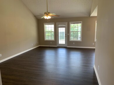 105 Kolby Dr, Shelbyville, TN 37160 - photo 3