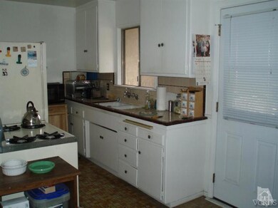 14872 Larkspur St, Sylmar, CA 91342 - photo 5